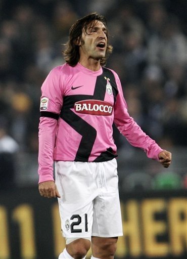 巴萨21世纪10大球星：梅西第1 埃托奥第10（21世纪巴萨十大球星榜：梅西第一，埃托奥第十）