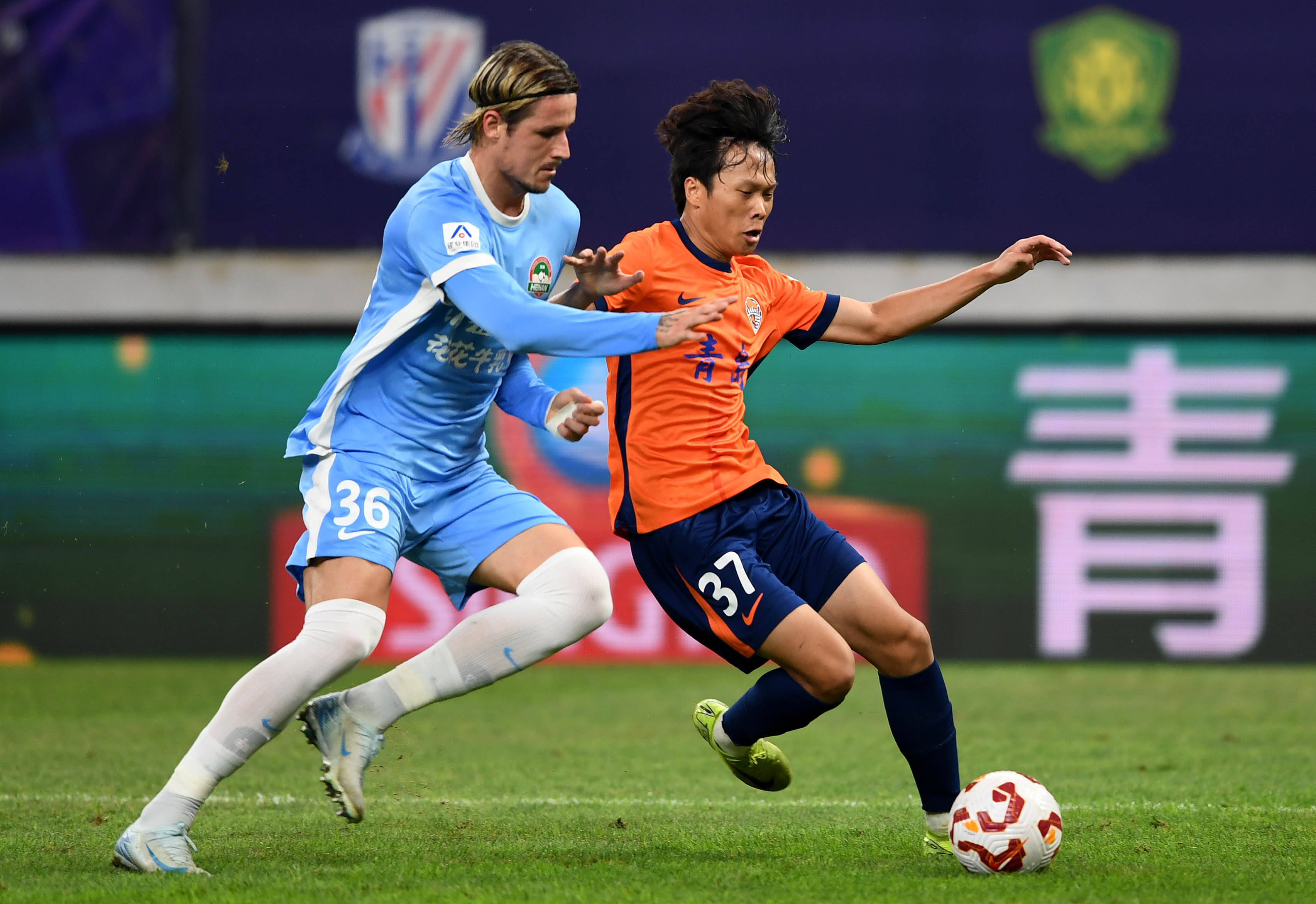 徐昕：广州队的战术能减少我体能的消耗，我一直都会策应