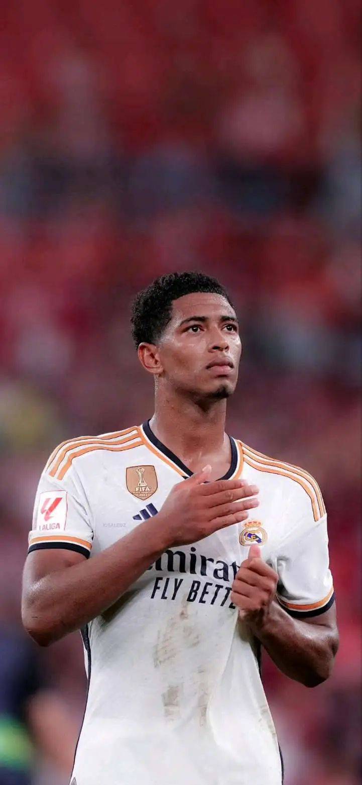 蒂尔潘执法皇马曼城欧冠焦点战，曾九度执法皇马保持不败