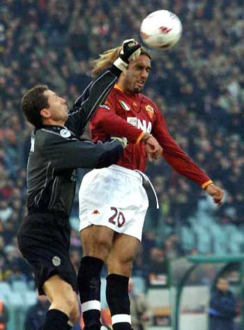 全市场：尤文和米兰正密切关注比利时17岁前锋穆泰巴