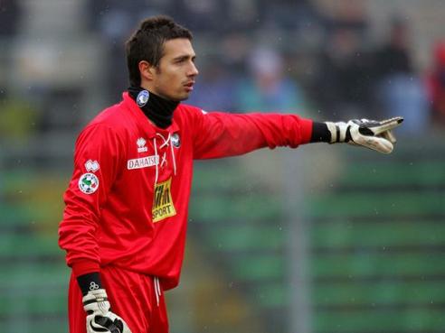 足球中超球队发布新赛季目标：冲击前四