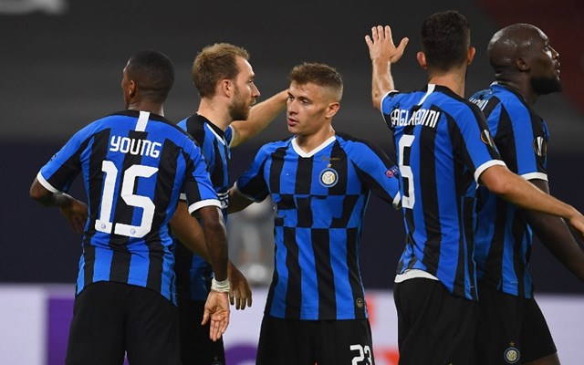 美因茨0-0圣保利，双方互有攻守（美因茨闷平圣保利，0-0难分胜负）