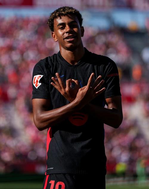 巴西男篮打出团队篮球