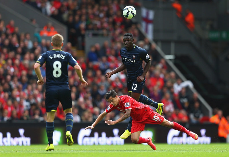 凌晨4点欧冠超级对决！阿隆索命运之战：输球或下课 8人缺席（凌晨4点欧冠巅峰之战！阿隆索生死考验：一败恐下课，8人缺阵）